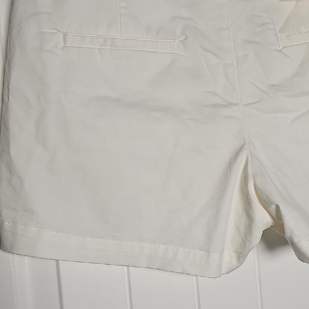 GAP Sz 4 Women's Off-White Bermudas - Picture 6 of 12
